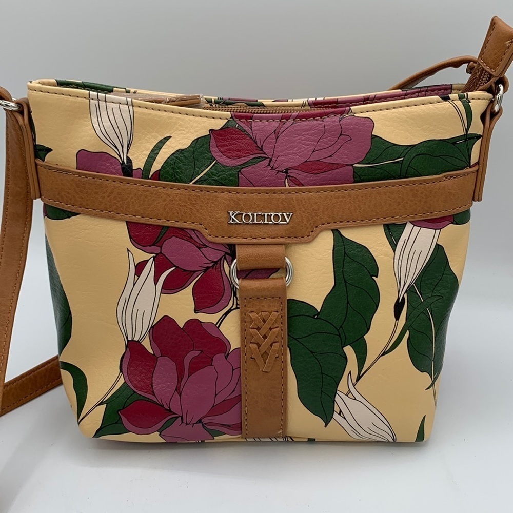Koltov Crossbody bag, NWOT, 3 sections. Very pretty